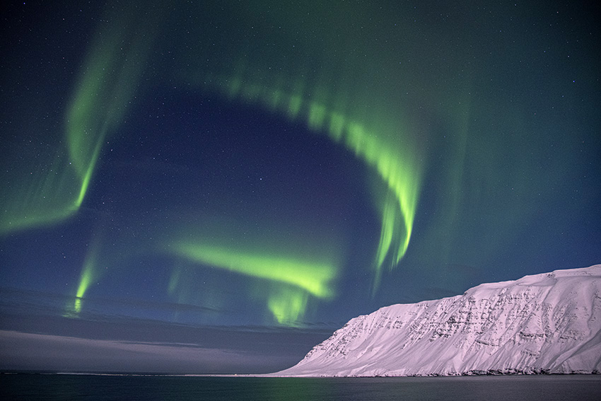 11 day winter photo tour around Iceland February 2026?w=480&h=340&mode=crop&scale=both